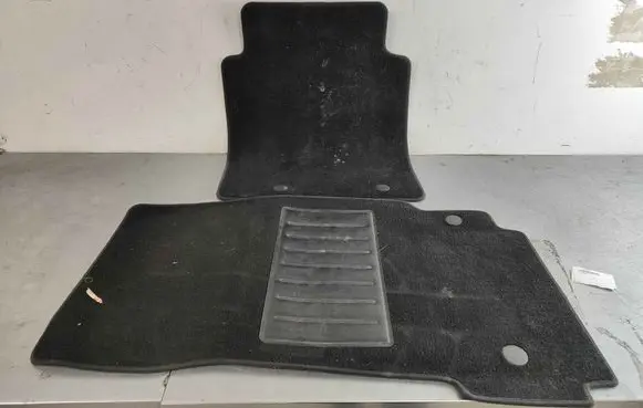 Maserati Quattroporte Front floor mat 940000071