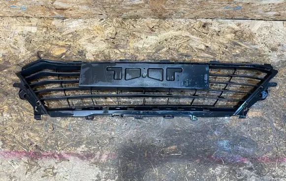 Front bumper lower grill