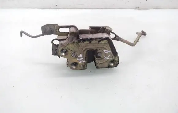Mitsubishi Pajero Front door lock