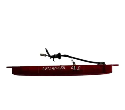 Mitsubishi Outlander Third/center stoplight E43020003