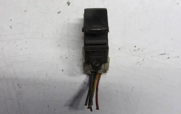 Nissan Micra Quarter vent window switch 