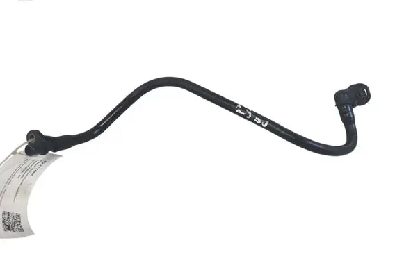 Gearbox oil cooler pipe/hose