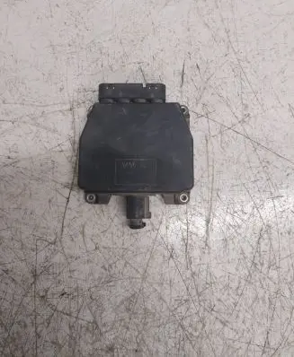 Volkswagen Golf V Vacuum valve 