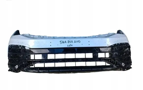 Volkswagen Tiguan Front bumper 5NA807221