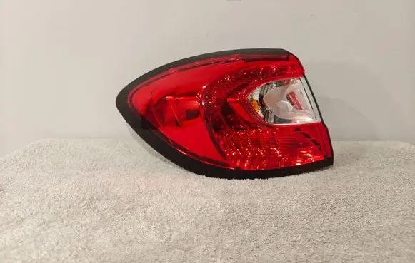 Renault Captur Rear/tail lights 265557367R 45493