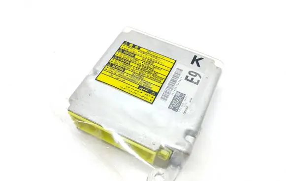 Toyota Prius (XW20) Airbag control unit/module 8917047390 1523006951