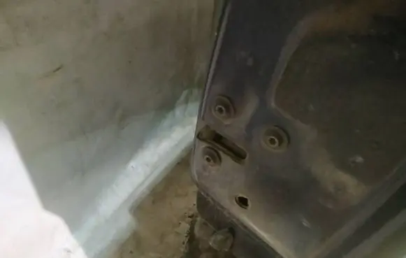 Jeep Grand Cherokee (WK) Front door lock