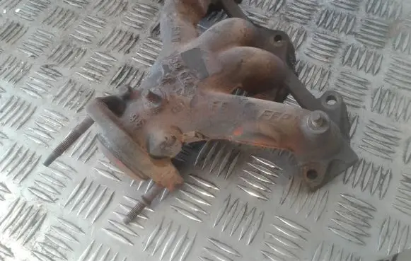 Dacia Logan I Exhaust manifold