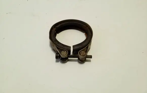 Audi Q3 8U Muffler pipe connector clamp 1K0253725
