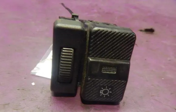 Volkswagen Polo II 86C 2F Light switch 867941531