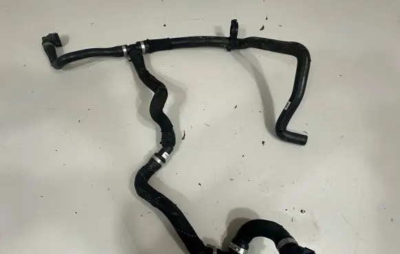 BMW X2 F39 Engine coolant pipe/hose 9250564 8658487