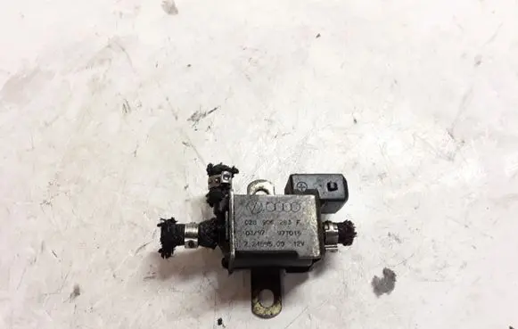 Volkswagen PASSAT B4 Turbo solenoid valve 028906283F