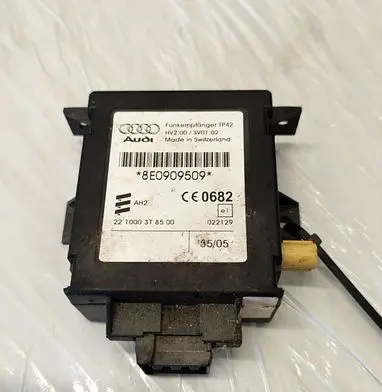 Audi A4 S4 B7 8E 8H Other control units/modules 8E0909509 221000318500