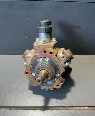 Citroen C4 I Fuel injection high pressure pump 0445010102 9656300380A