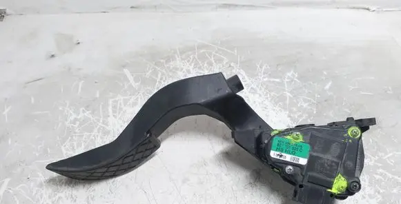 Audi A4 S4 B6 8E 8H Accelerator throttle pedal 6PV00637505 8E1721523C