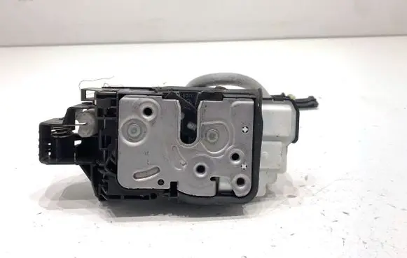 Volvo V40 Rear door lock 31440398