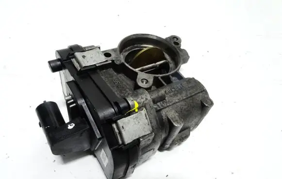 Opel Zafira B Throttle valve 55199975 48CPD4