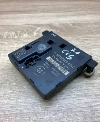 Mercedes-Benz CLS C219 Door control unit/module 2198200326