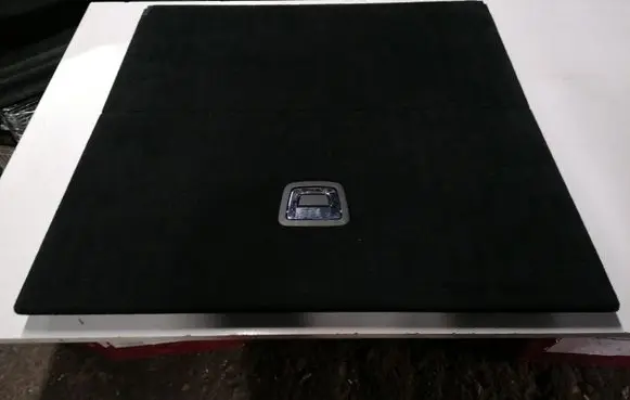 Mercedes-Benz E W212 Trunk/boot floor carpet liner A2126800584 2126800584 A2126800002