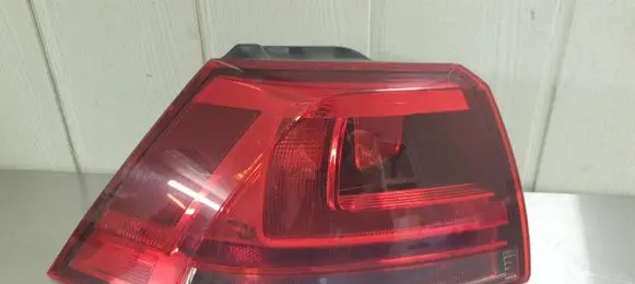 Volkswagen Golf VII Rear/tail lights 5G0945095N 90052061A M90052061A0428