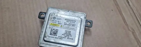 Audi A7 S7 4G Headlight ballast module Xenon 8K0941597E 01027510 W003T22071