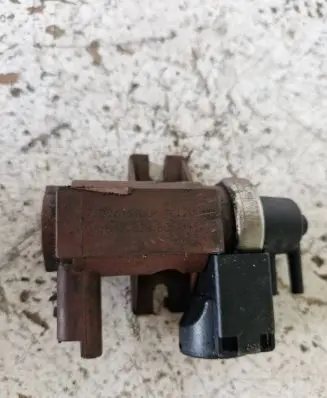 Citroen C5 Turbo solenoid valve 70061200