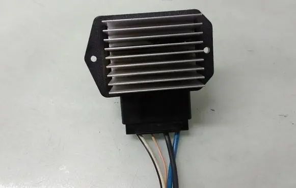 Toyota Corolla Verso E121 Heater blower motor/fan resistor 4993002121
