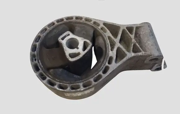 Opel Insignia A Engine mount bracket 13228305