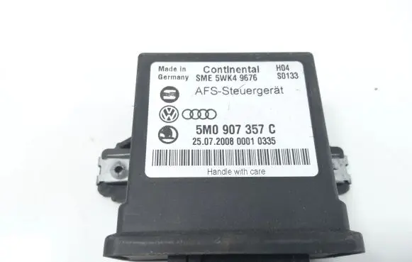 Volkswagen PASSAT B6 Light module LCM 5M0907357