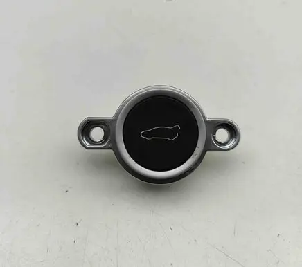 Tesla Model X Tailgate/boot open switch button 104262900C