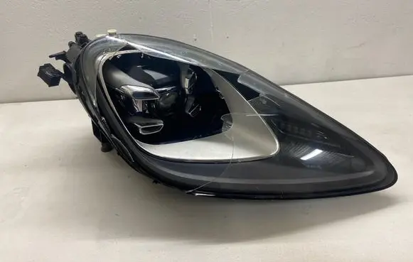 Porsche Cayenne (9Y0 9Y3) Headlight/headlamp 9Y0941034P 1EX2295 1EX01443942