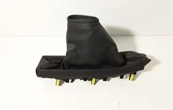 Toyota Verso Handbrake trim 588090F010 VT59500300