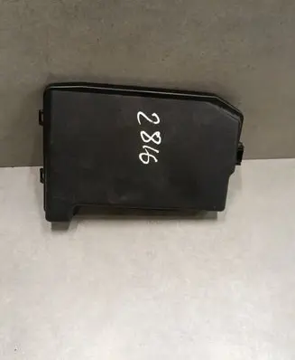 Toyota Prius (XW30) Fuse box set 8266247150 9903XA2