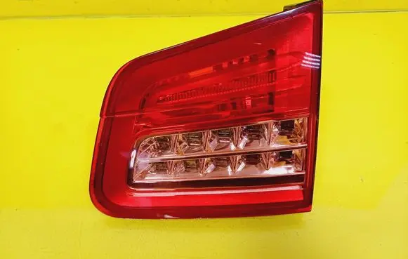 Citroen C5 Tailgate rear/tail lights 9687582980