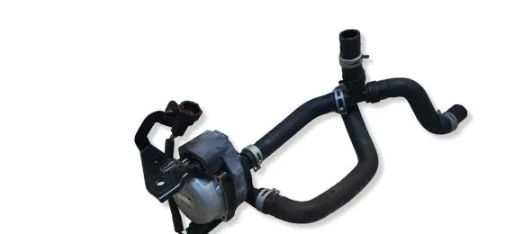 Nissan Leaf II (ZE1) Electric auxiliary coolant/water pump 215815SA0A