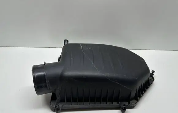 Dodge Charger Air filter box cover 511557 511556 4861743AD