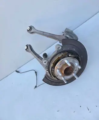 Chevrolet Camaro Rear wheel hub spindle/knuckle 84258572 84337449 2415095
