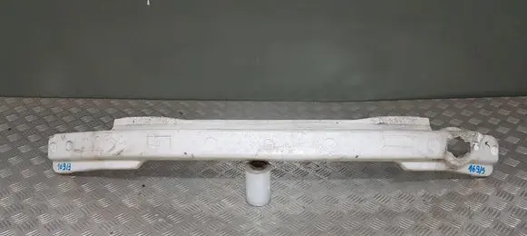 Toyota Yaris Front bumper foam support bar 526110D020