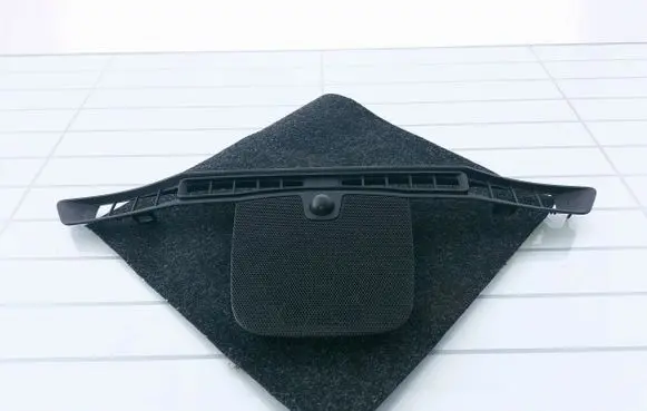 Opel Insignia A Dash center speaker trim cover 13231066 495050031