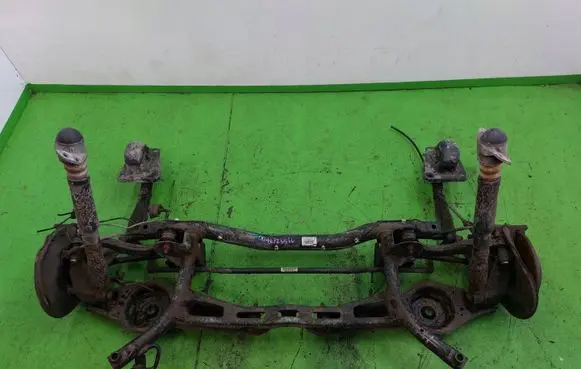 Skoda Yeti (5L) Rear subframe 