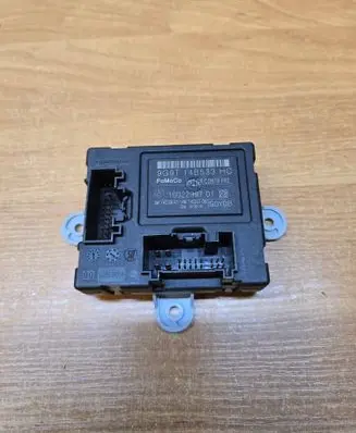 Volvo XC60 Door control unit/module 9G9T14B533HC 1002299701