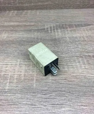 Peugeot 605 Other relay 0332512013