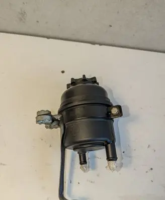BMW 5 E60 E61 Brake fluid reservoir 