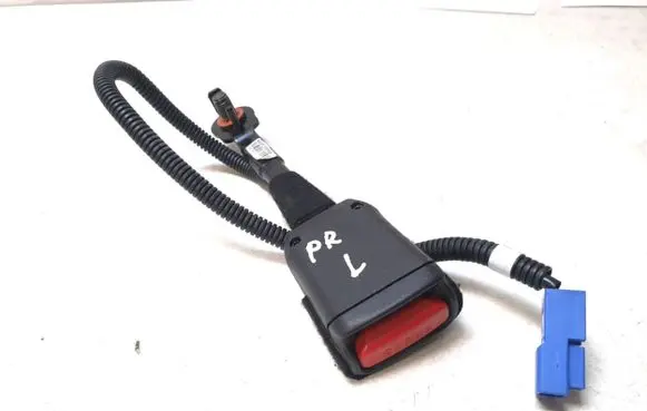 Hyundai Santa Fe Front seatbelt buckle