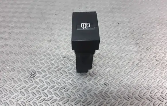 KIA Sorento Windscreen/window heater switch 937103E000
