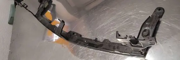 Opel Insignia B Top upper radiator support slam panel 39077621
