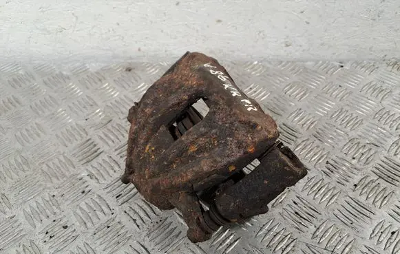 Toyota Corolla Verso AR10 Front brake caliper 4775005060 4772205030