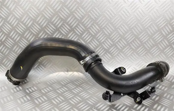 Dacia Sandero Intercooler hose/pipe 7E144604208RF