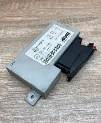 Mercedes-Benz E W211 Other control units/modules A2118205026 0005456283 WITHPLUG