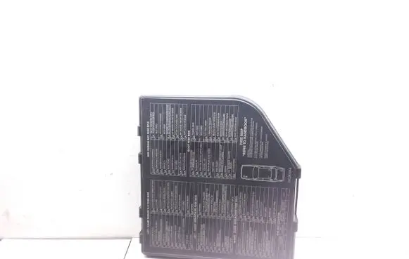 Jaguar XJ X308 Fuse box cover LNC2870AB GJA3892AA